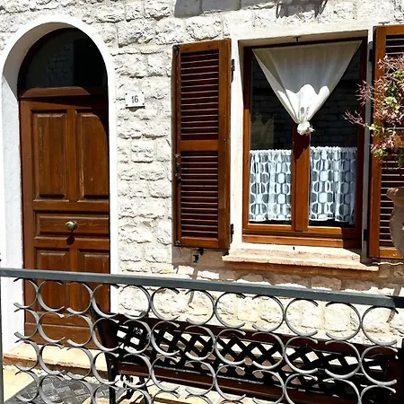 S178 - Sirolo, Delizioso Cielo-terra Con Ingresso Indipendente * Sirolo