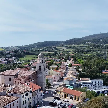 Appartamento S178 - Sirolo, Delizioso Cielo-terra Con Ingresso Indipendente