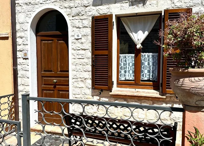 S178 - Sirolo, Delizioso Cielo-terra Con Ingresso Indipendente * Sirolo